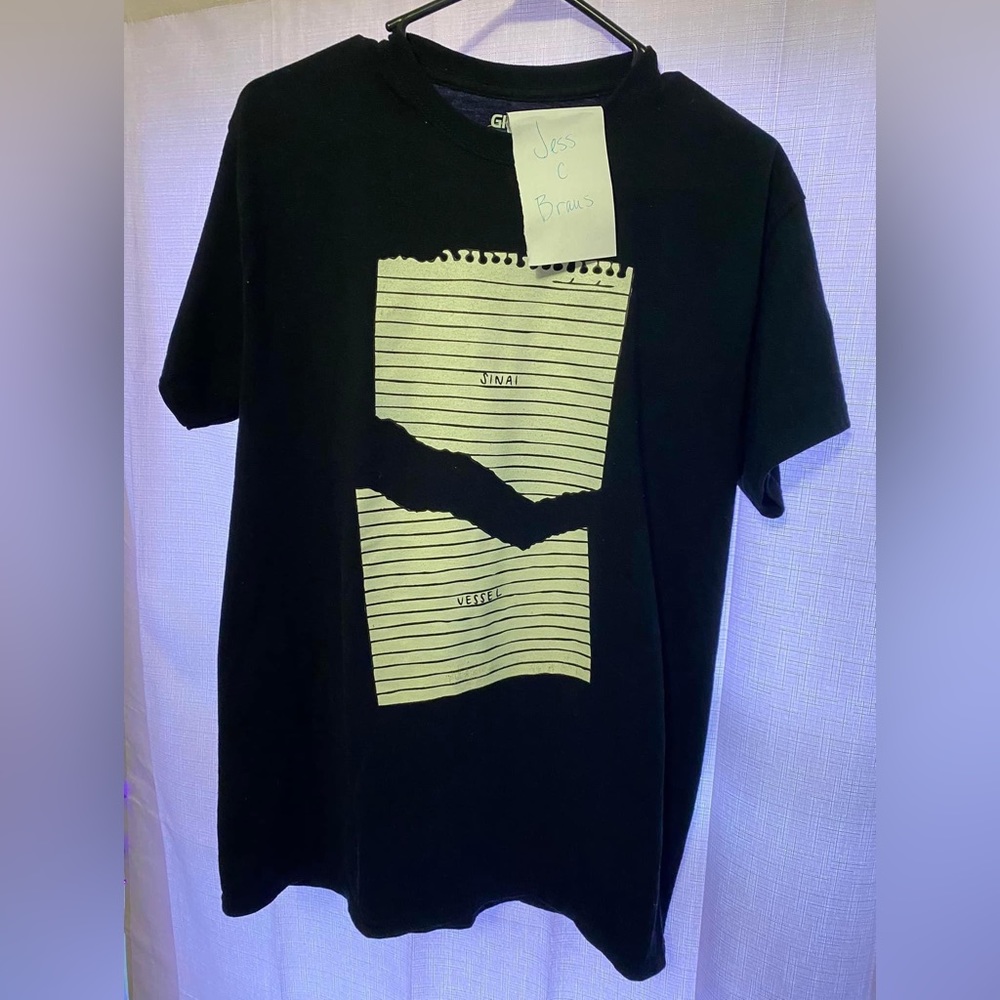 Sinai Vessel Black Tee, Notebook Paper Graphic, Black, Size M